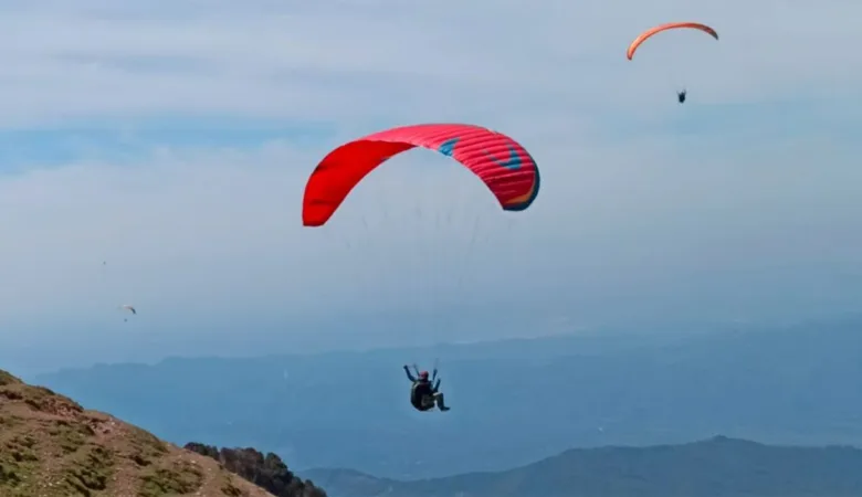 paragliding in bir billing